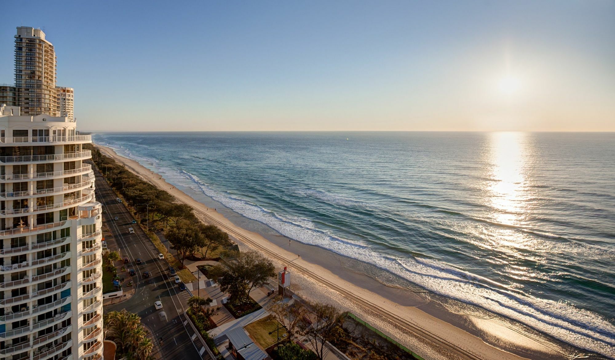 Chateau Beachside Resort Gold Coast Exterior foto